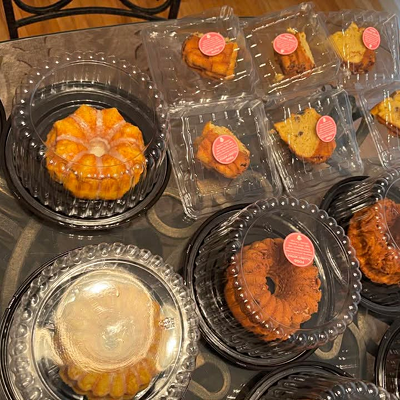 6in Assorted Bundt Cakes 1/2 dozen