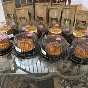 6in Plain Lemon Bundt Cakes and Lemon Crunch Bundt Cakes